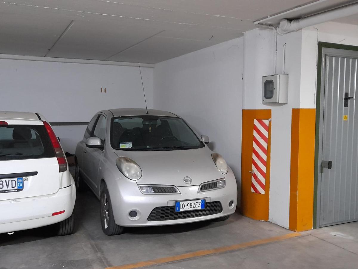 Da Sofia Apartment-Parking Cagliari Ngoại thất bức ảnh